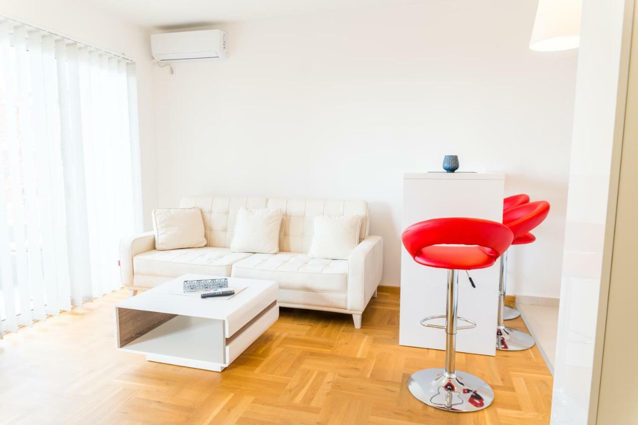 Apartmani "B-Elite" Будва Екстериор снимка