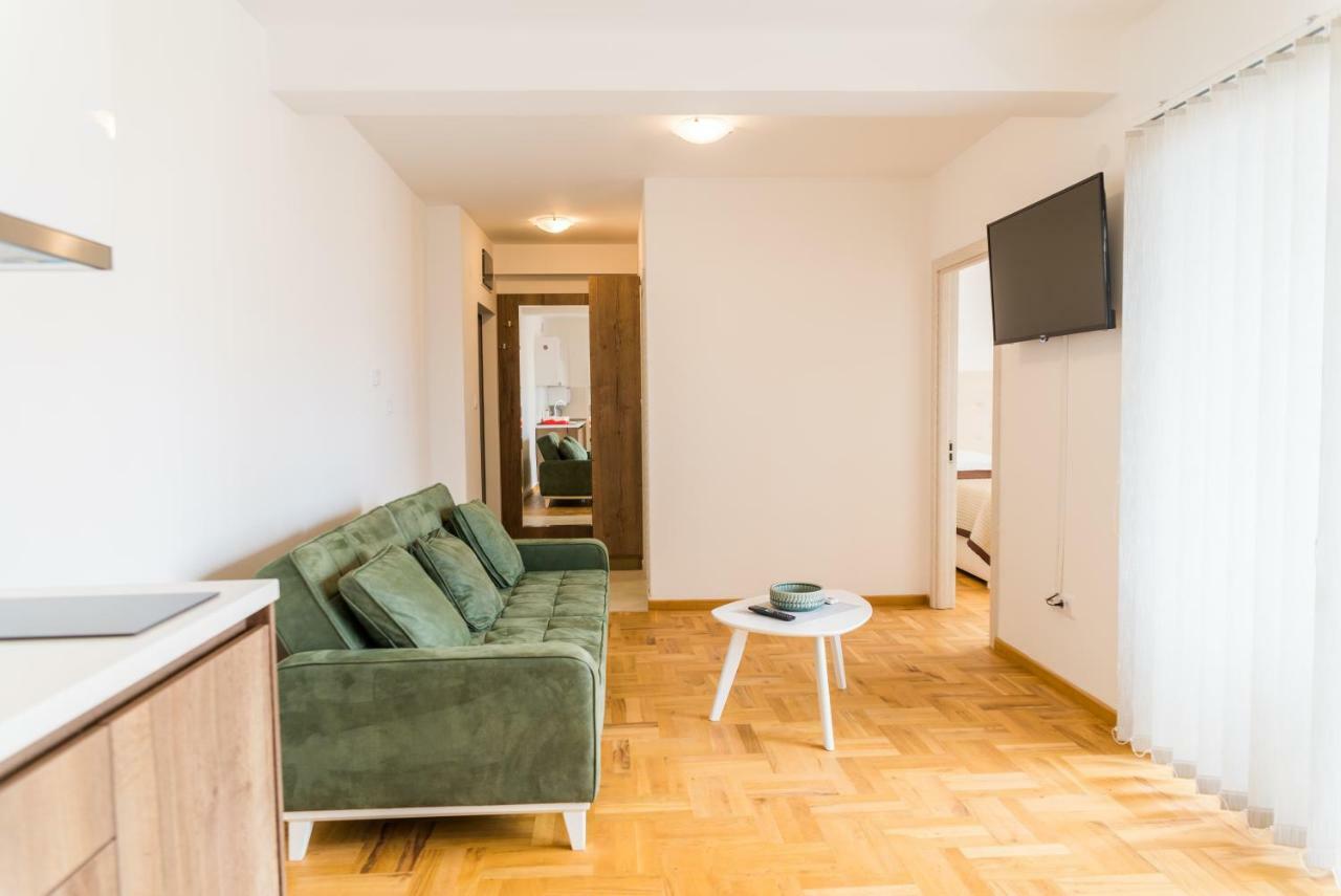 Apartmani "B-Elite" Будва Екстериор снимка