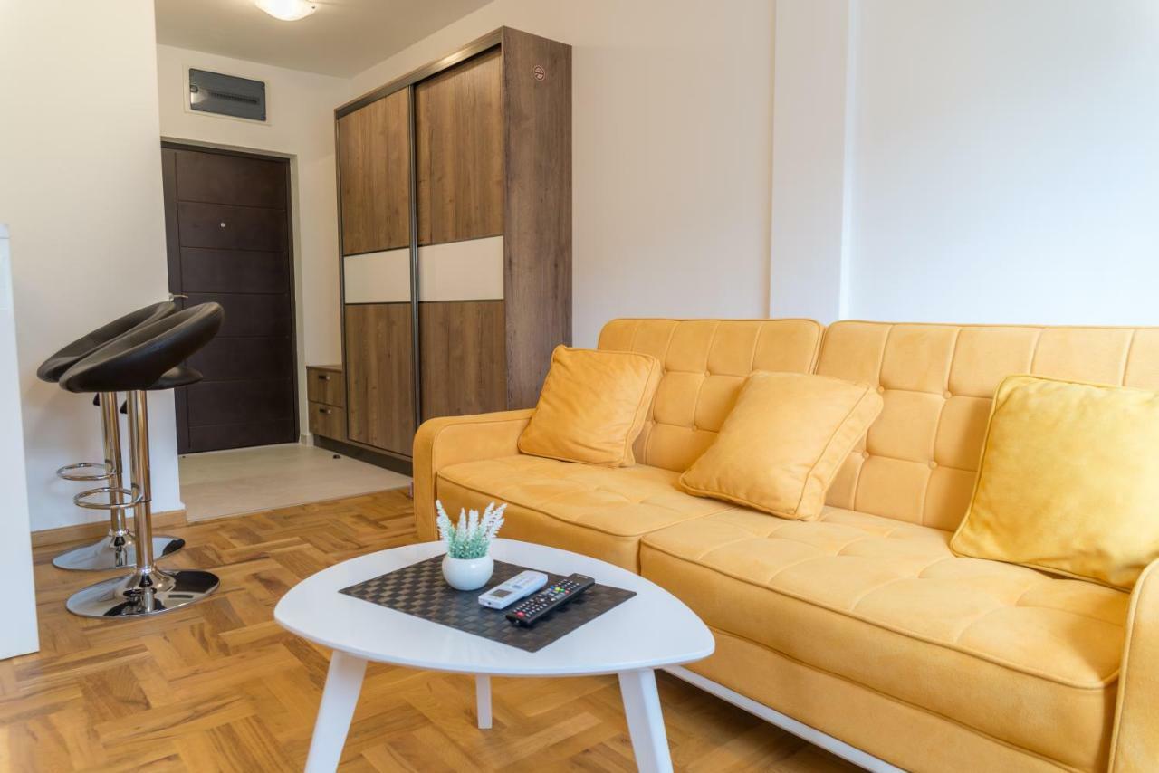 Apartmani "B-Elite" Будва Екстериор снимка