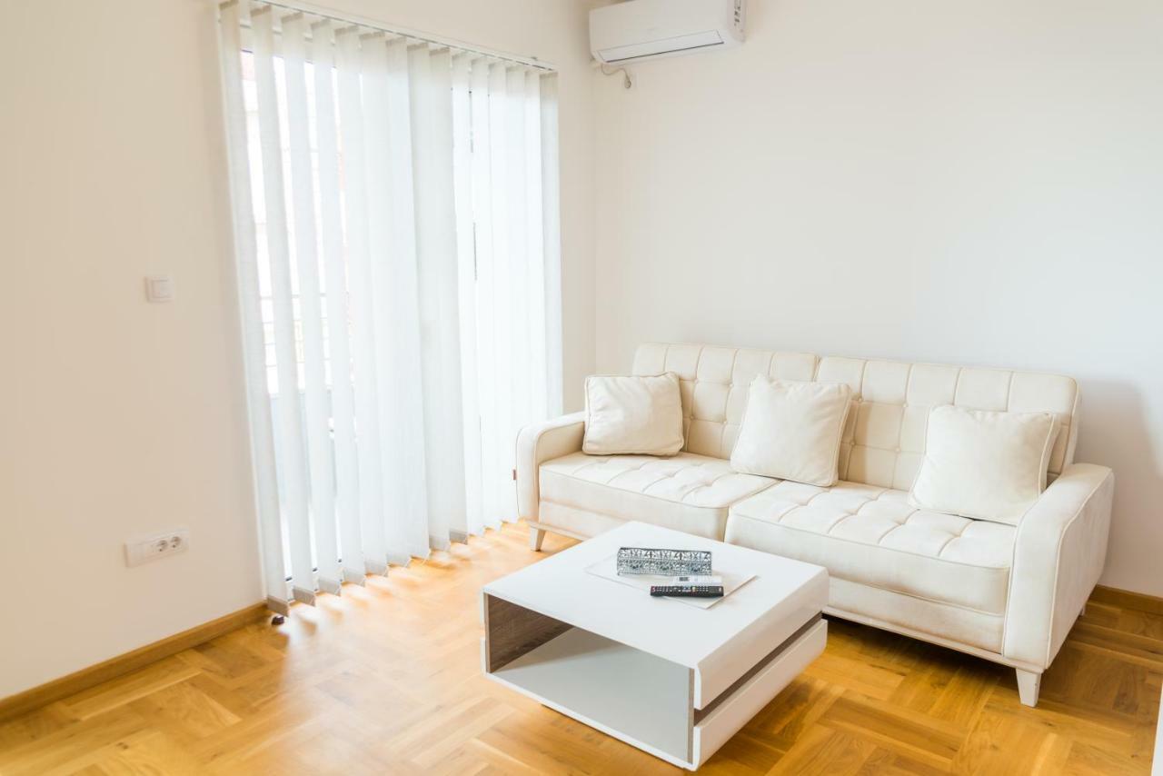 Apartmani "B-Elite" Будва Екстериор снимка