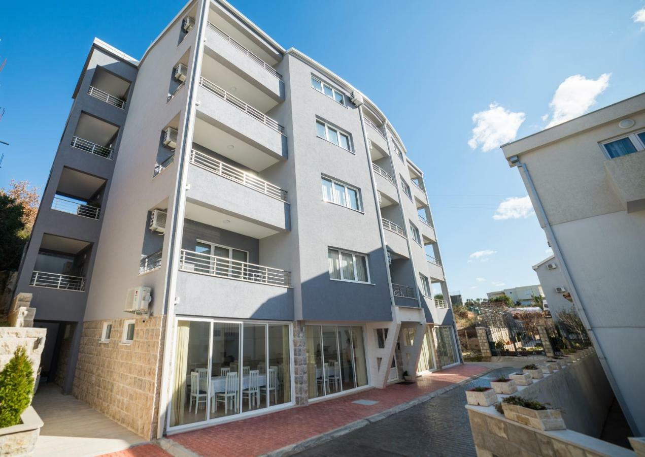 Apartmani "B-Elite" Будва Екстериор снимка